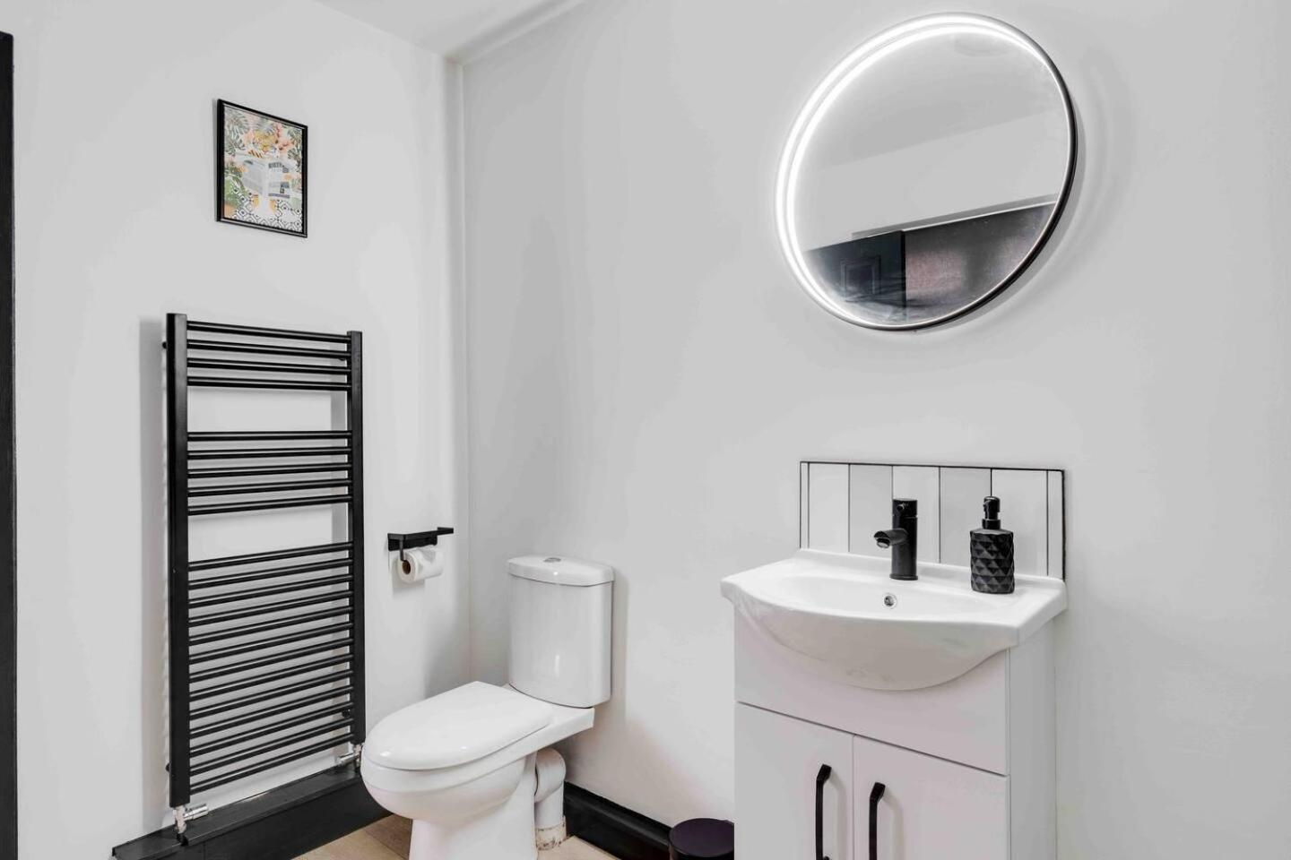 3-Bed Scouse House Near Anfield & Goodison Βίλα Λίβερπουλ Εξωτερικό φωτογραφία