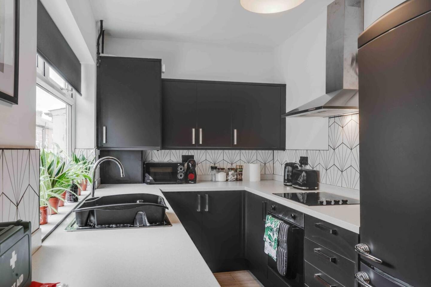 3-Bed Scouse House Near Anfield & Goodison Βίλα Λίβερπουλ Εξωτερικό φωτογραφία