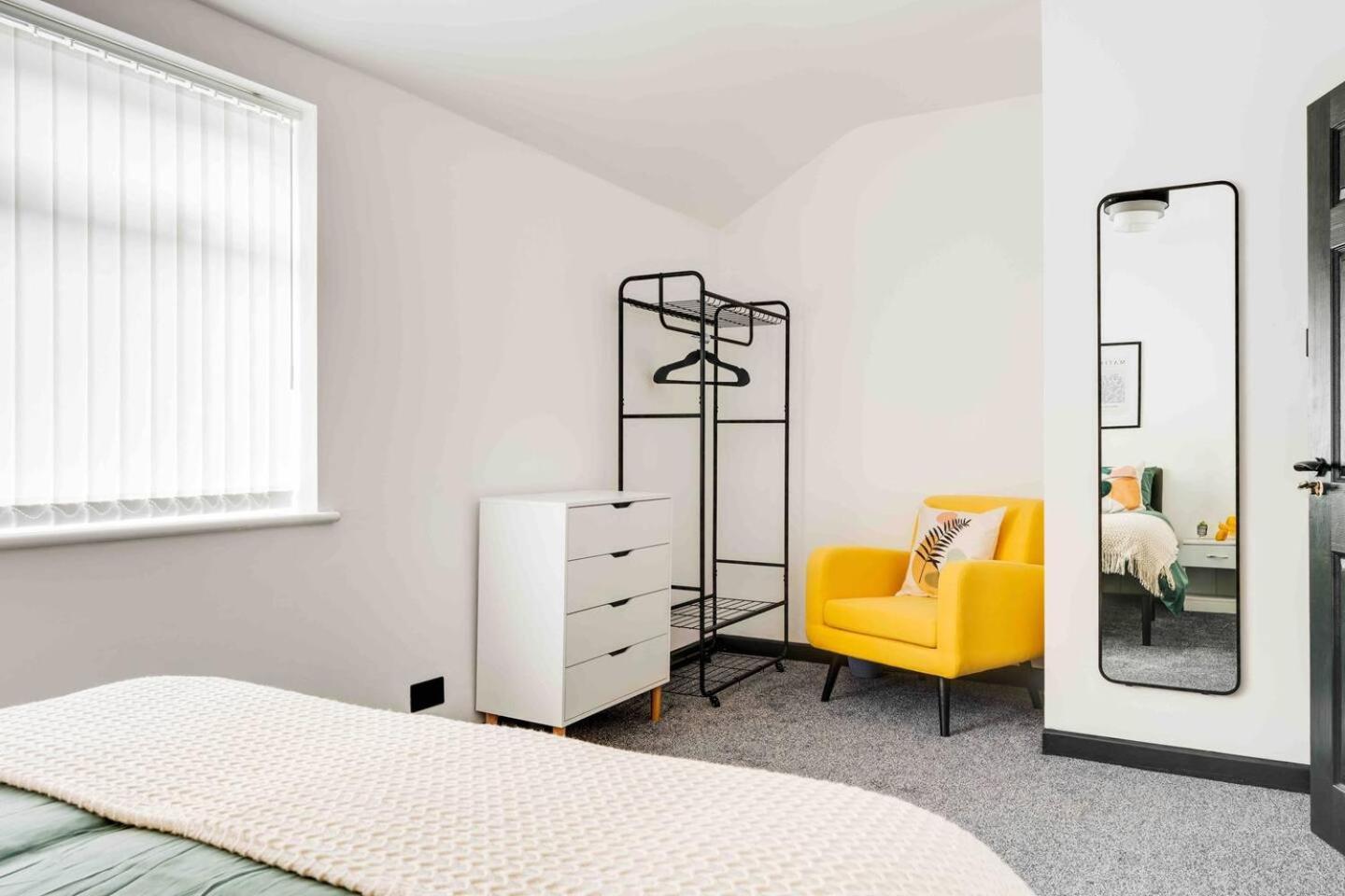 3-Bed Scouse House Near Anfield & Goodison Βίλα Λίβερπουλ Εξωτερικό φωτογραφία