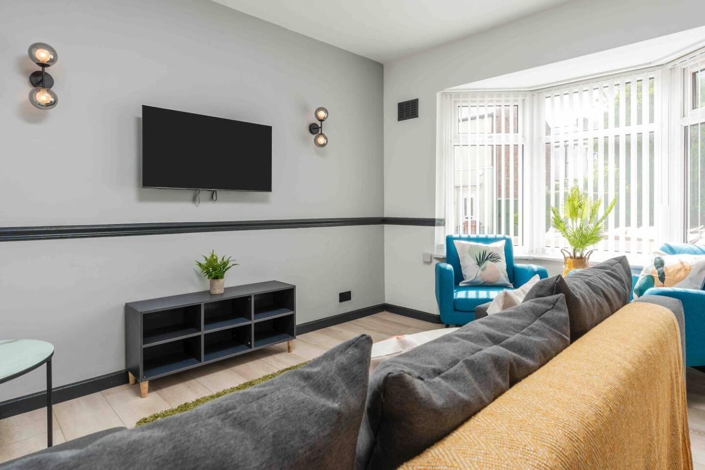 3-Bed Scouse House Near Anfield & Goodison Βίλα Λίβερπουλ Εξωτερικό φωτογραφία